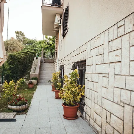 Apartma Jozefina *