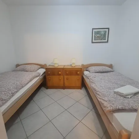 Apartma Kolatahi 1 Lejlighed *